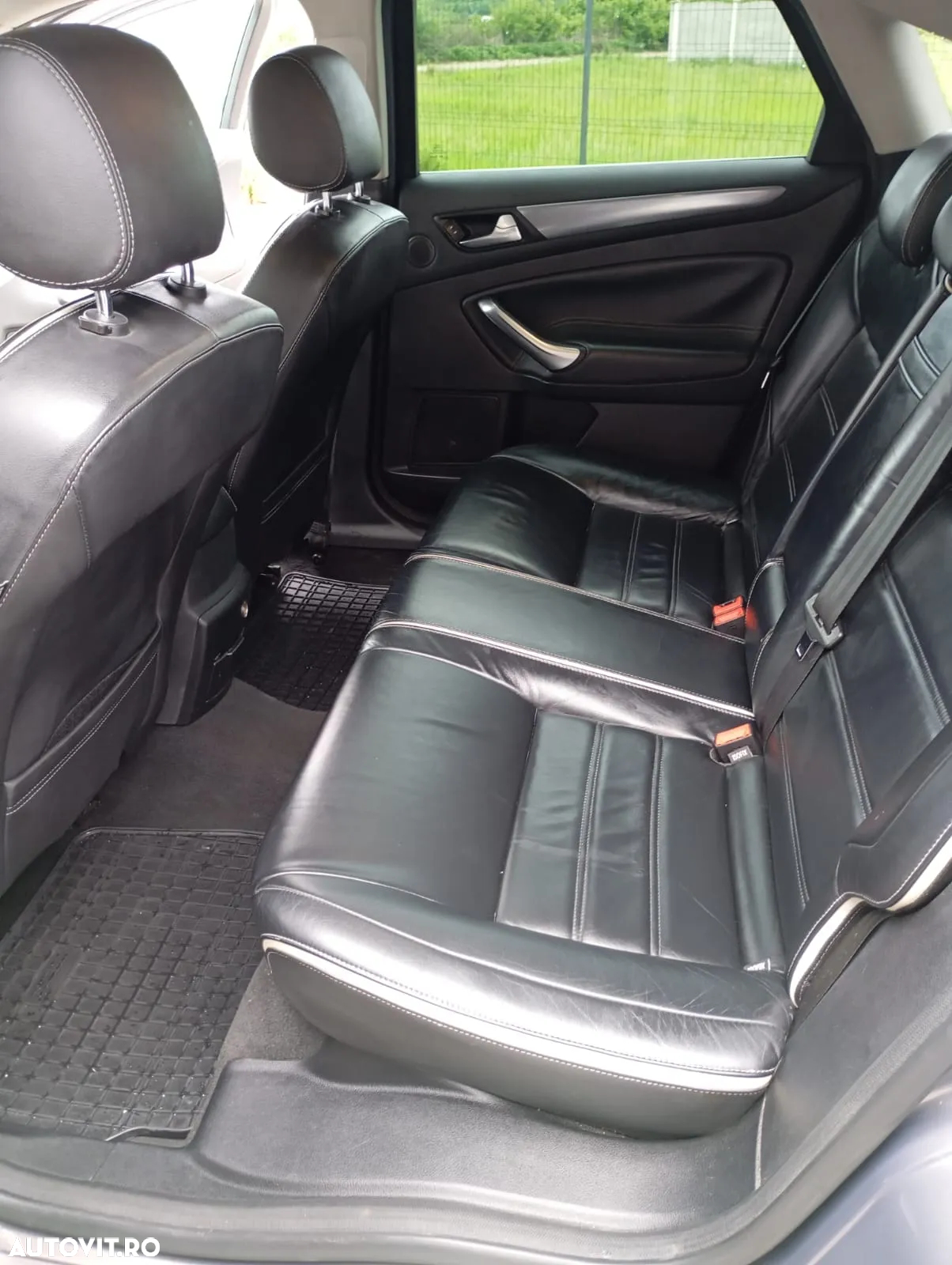 Ford Mondeo - 9