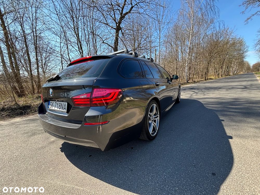 BMW Seria 5 520d xDrive - 12