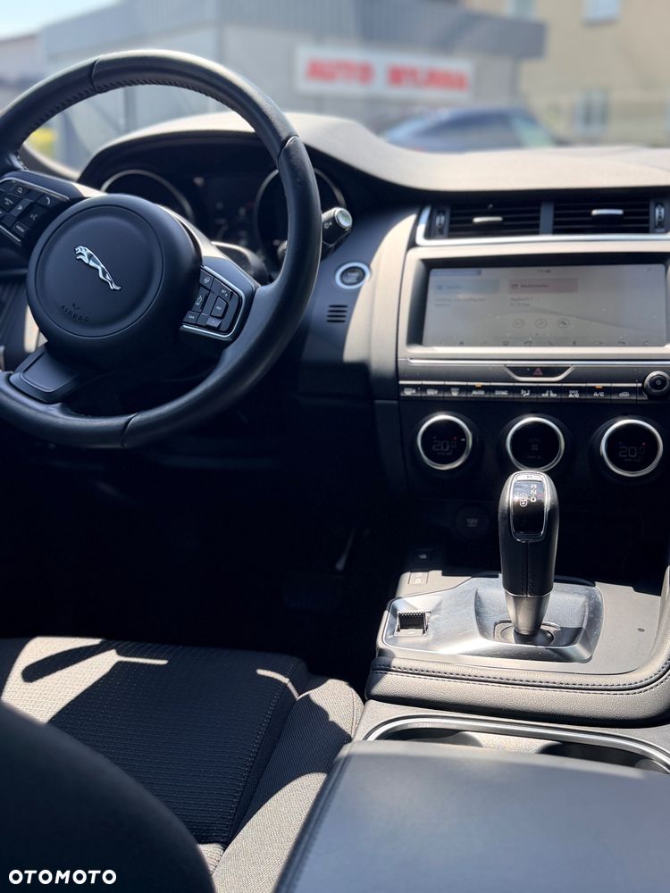 Jaguar E-Pace - 10