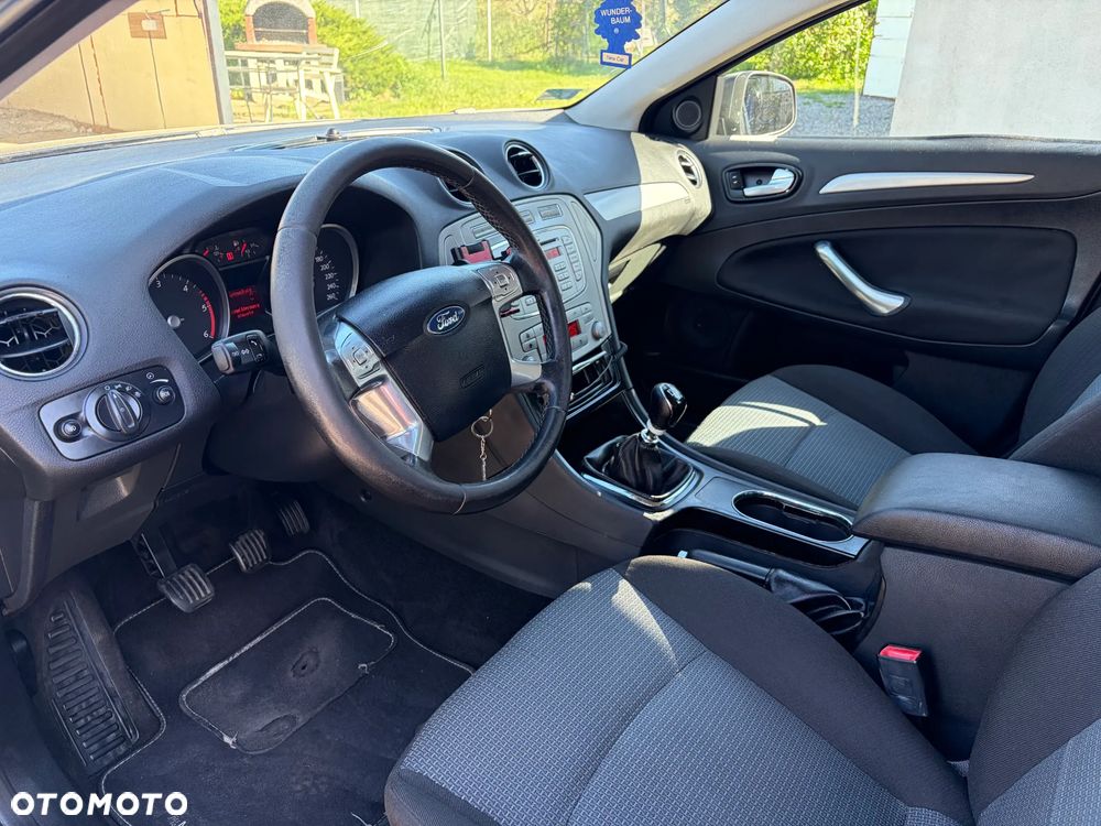 Ford Mondeo 2.0 TDCi Titanium - 9