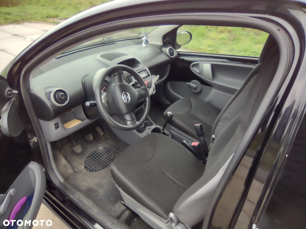 Toyota Aygo 1.0 VVT-i Terra EU5 - 8