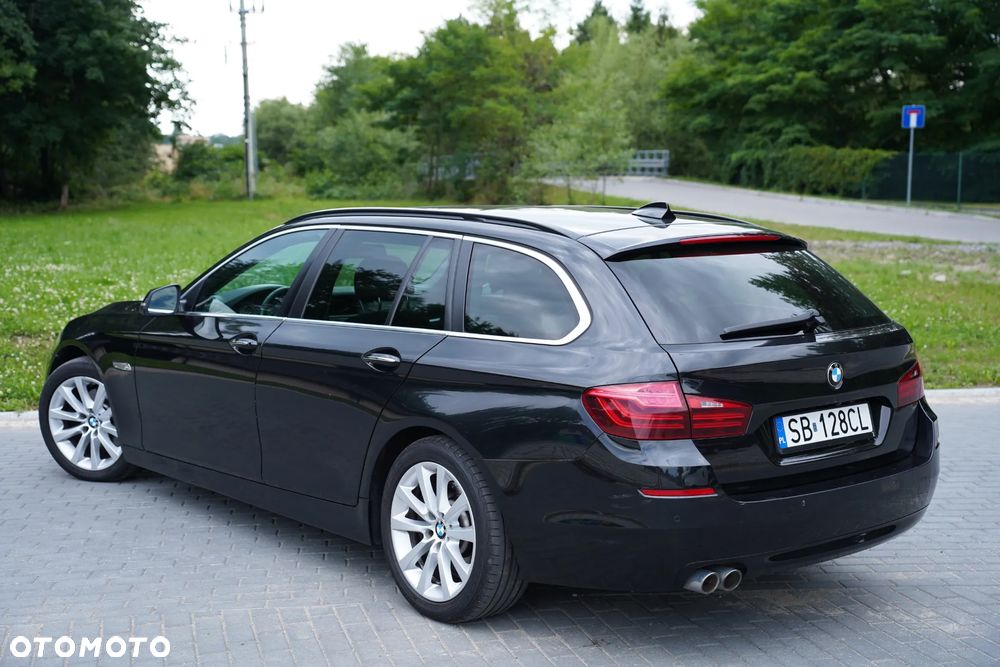 BMW Seria 5 520d Touring Sport Line - 8