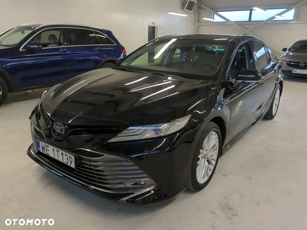 Toyota Camry 2.5 Hybrid Executive CVT