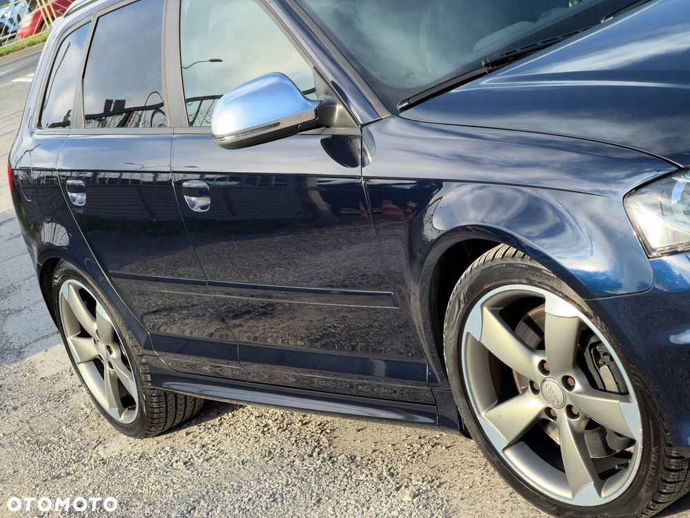Audi S3 S tronic - 17