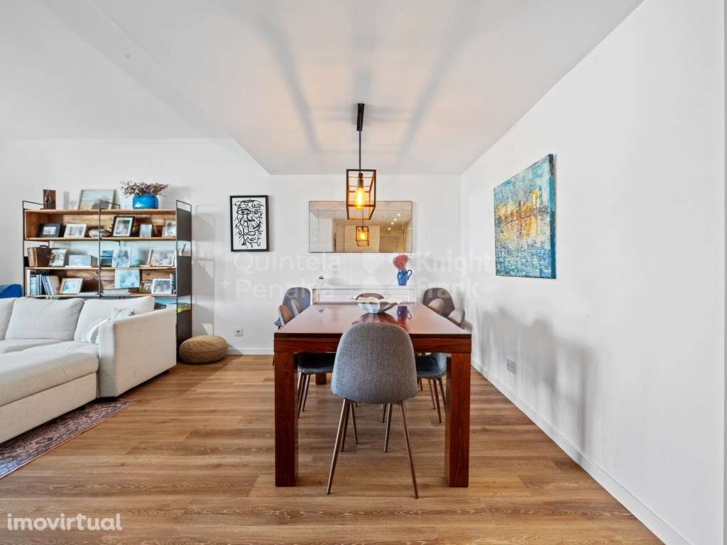 Apartamento T3 renovado com garagem em Campolide - Grande imagem: 4/25