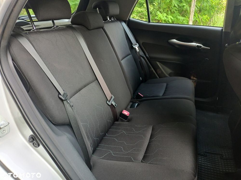 Toyota Auris 1.33 VVT-i Life Comfort - 23