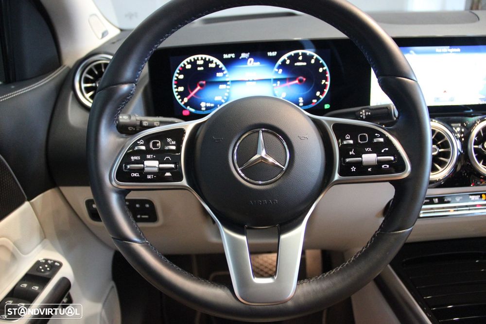 Mercedes-Benz GLA 200 Edition 1 - 14