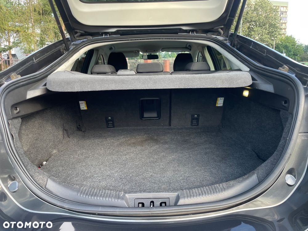 Ford Mondeo - 25
