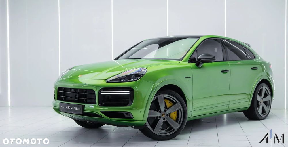 Porsche Cayenne - 1