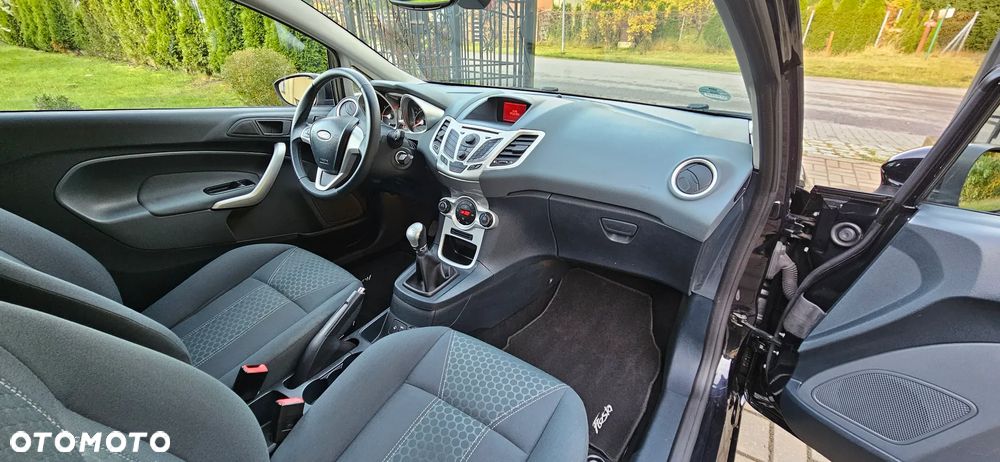 Ford Fiesta 1.25 Titanium EU5 - 6