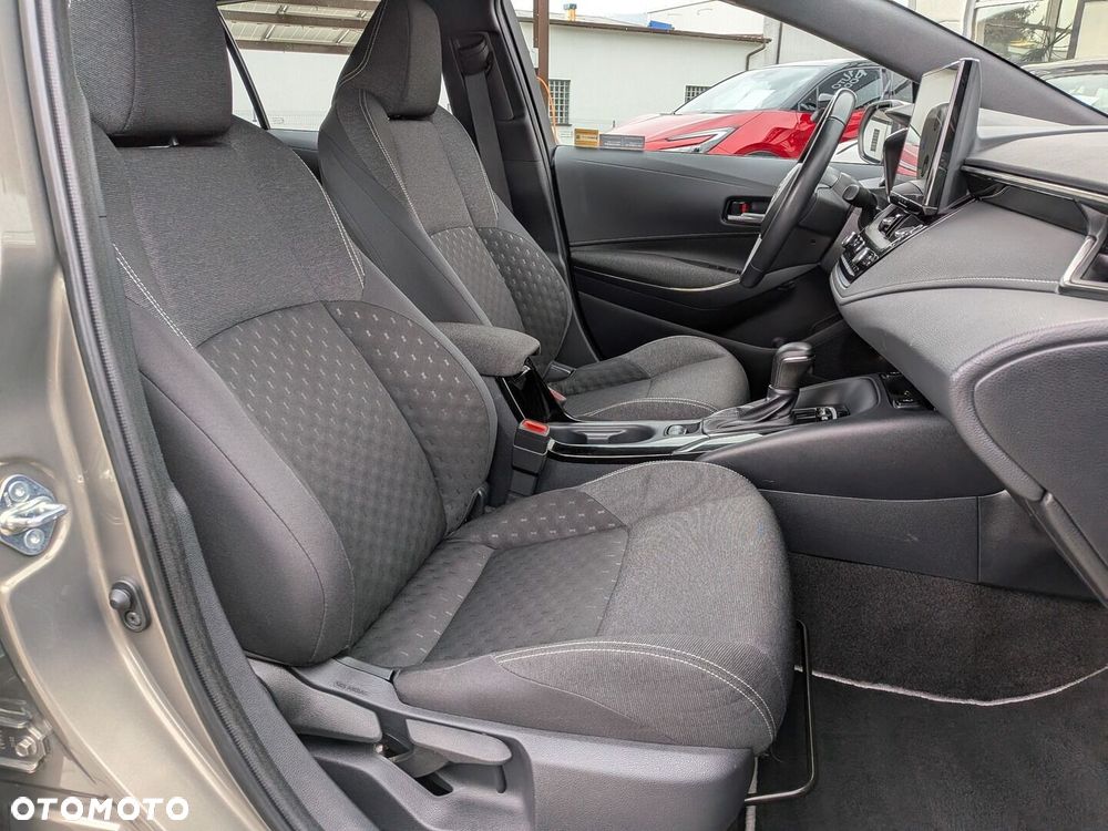 Toyota Corolla 1.8 Hybrid Comfort - 21