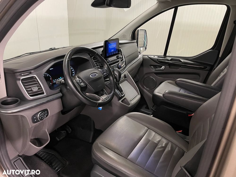 Ford Tourneo Custom Bus 320 2.0 EcoBlue 185 CP L2H1 Titanium Aut. - 5