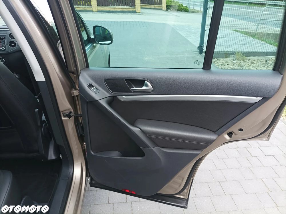 Volkswagen Tiguan 1.4 TSI 4Motion Exclusive - 26