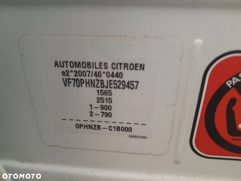 Citroën C4 Cactus 1.2 PureTech Feel Edition S&S - 27