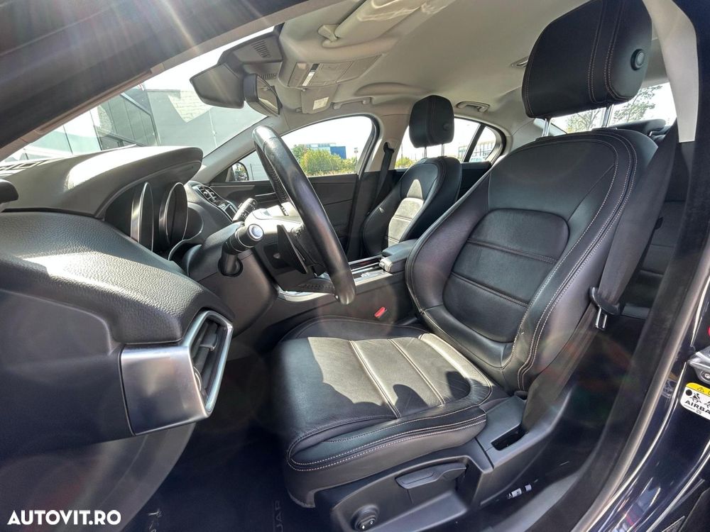 Jaguar XE 20d Aut. Prestige - 14