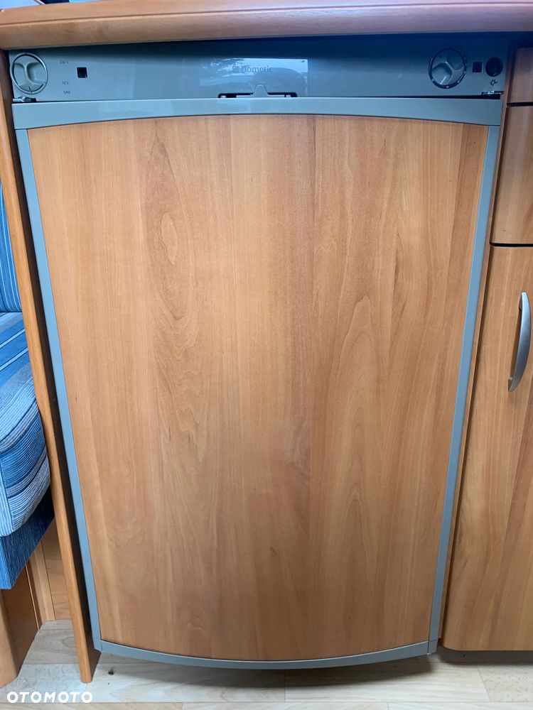 Hobby De Lux 460 - 25