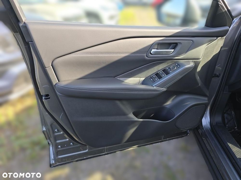 Nissan Qashqai 1.3 DIG-T MHEV N-Connecta Xtronic - 10