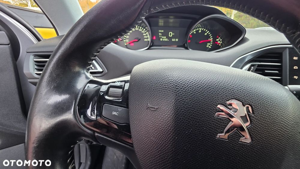 Peugeot 308 e-HDi 115 Stop & Start Allure - 17