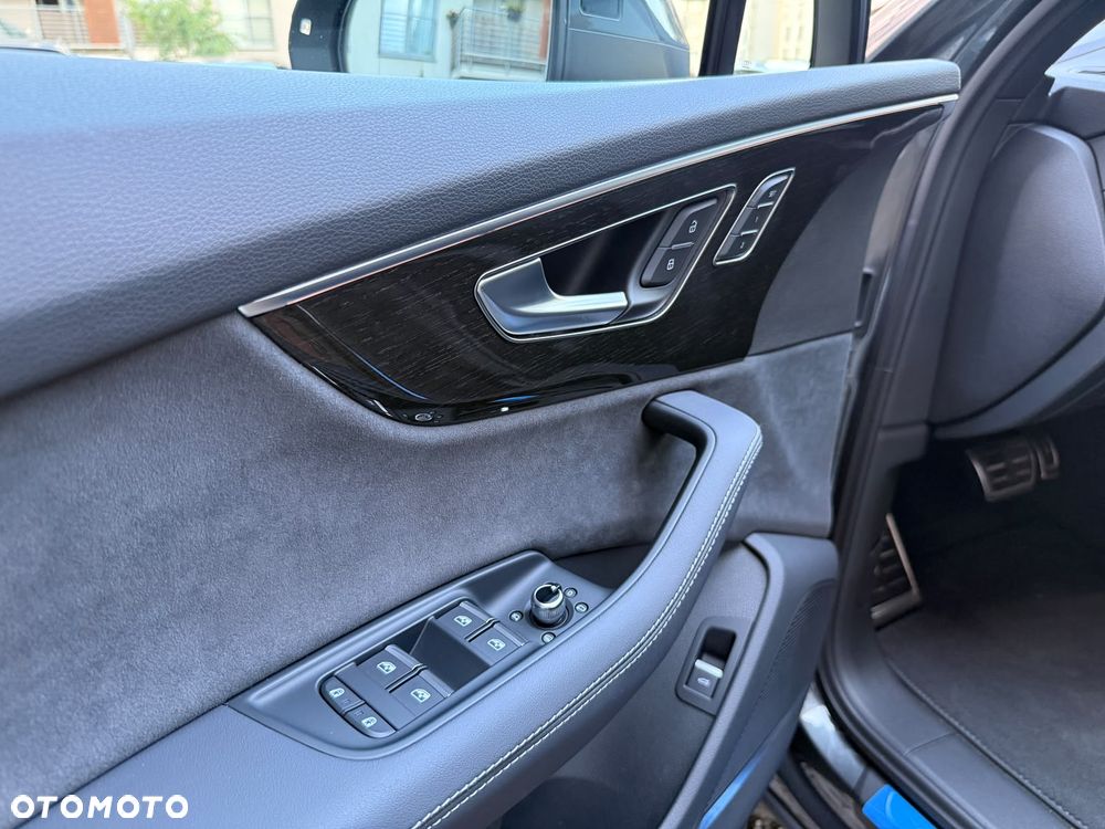 Audi Q7 45 TDI mHEV Quattro S Line Tiptr - 25