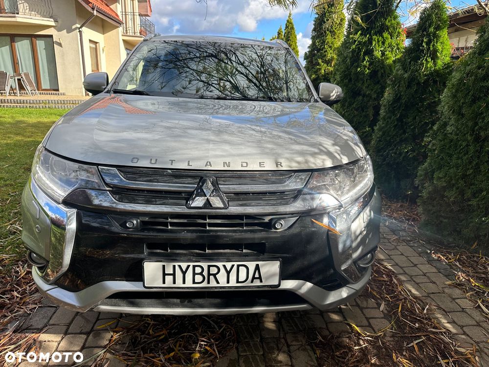 Mitsubishi Outlander 2.0 4WD Plug-In Hybrid Top - 30