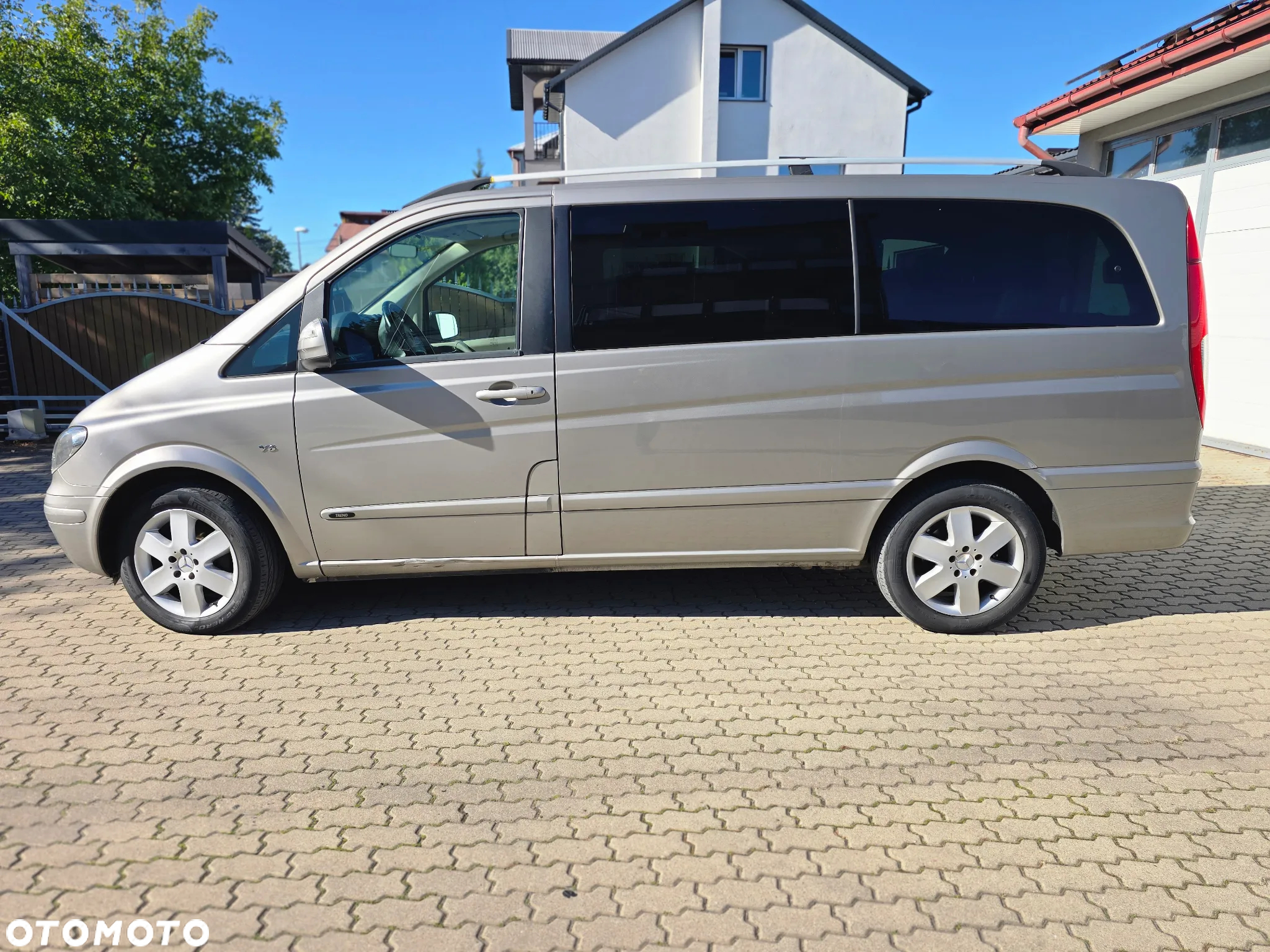 Mercedes-Benz Viano - 21