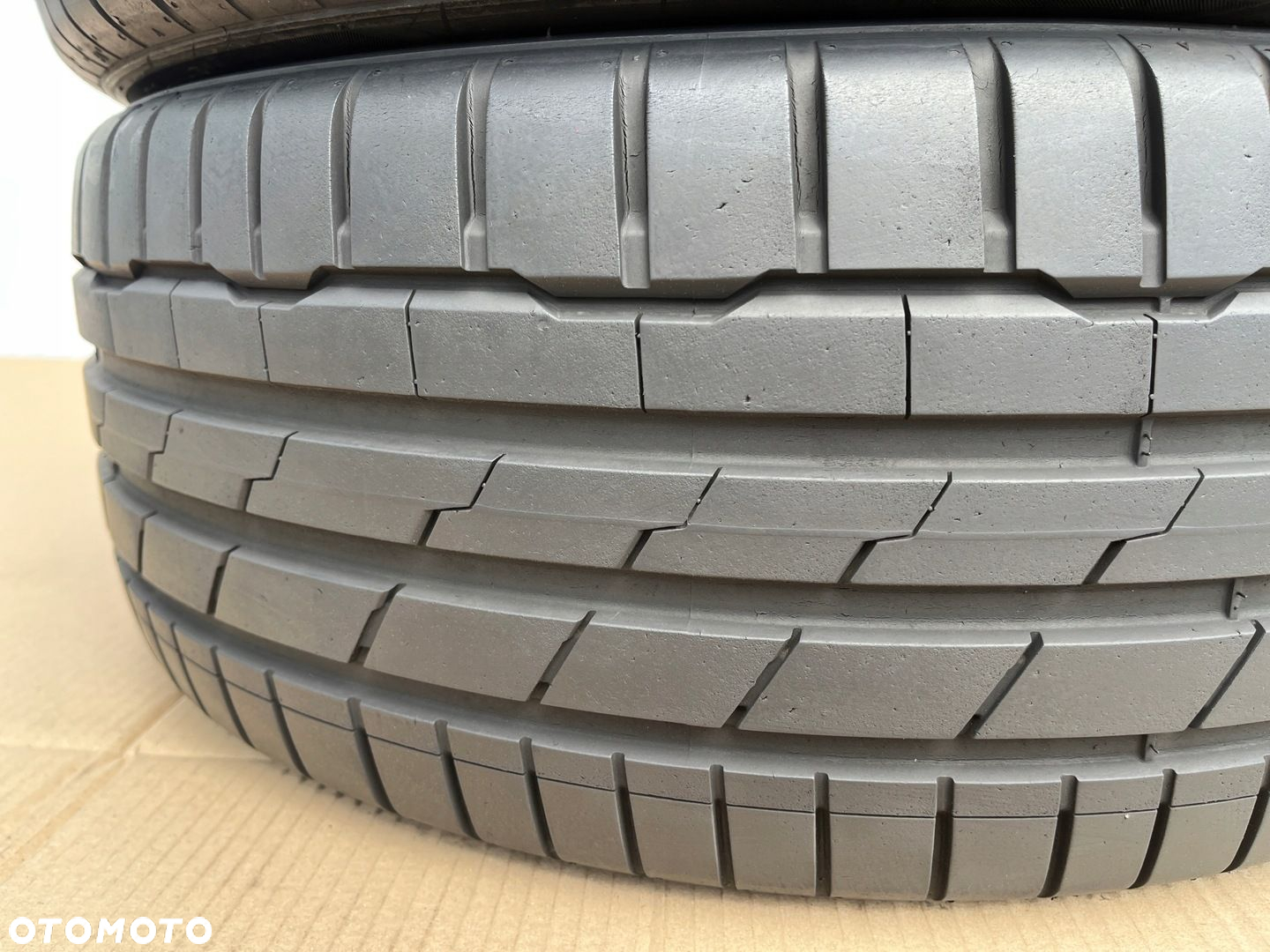 OPONY 235/45/19 99Y HANKOOK VENTUS S1 EVO3 K127 - 3
