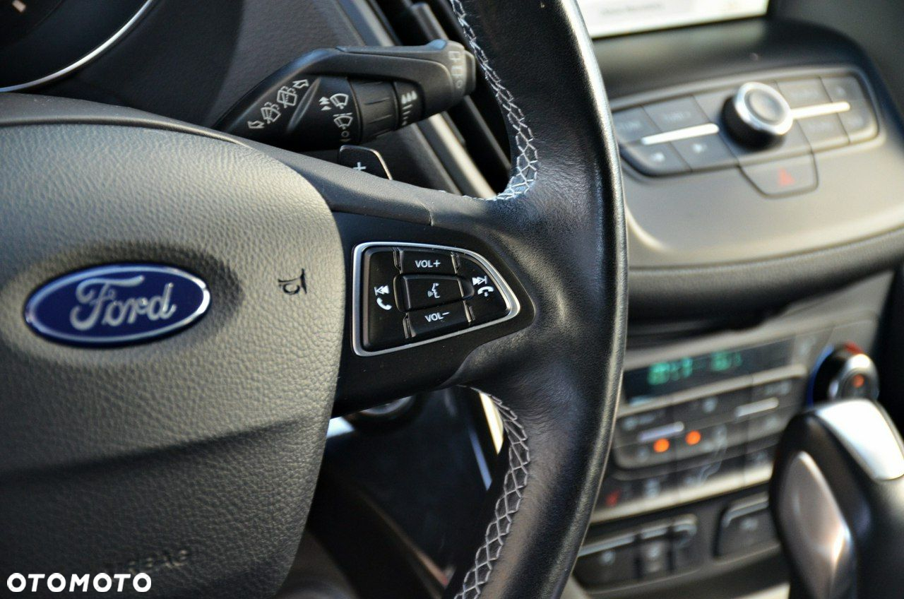 Ford Kuga - 22