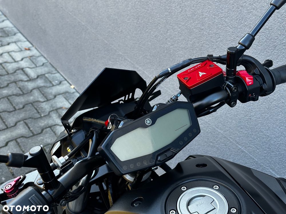 Yamaha MT - 21