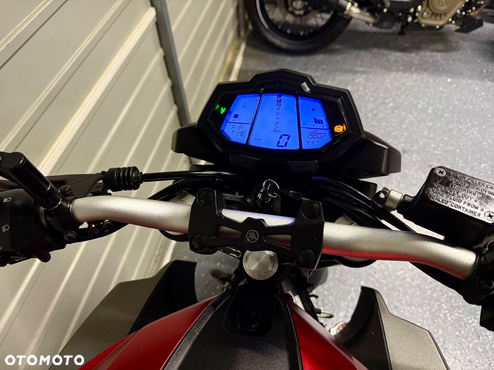 Yamaha MT - 9