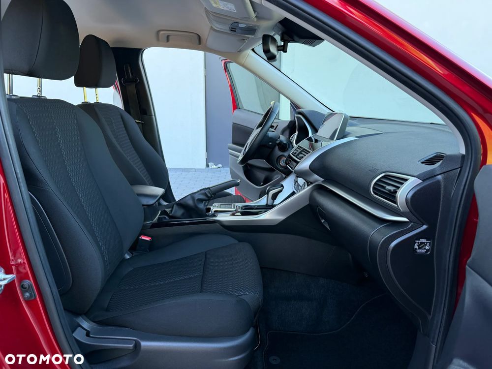 Mitsubishi Eclipse Cross - 28