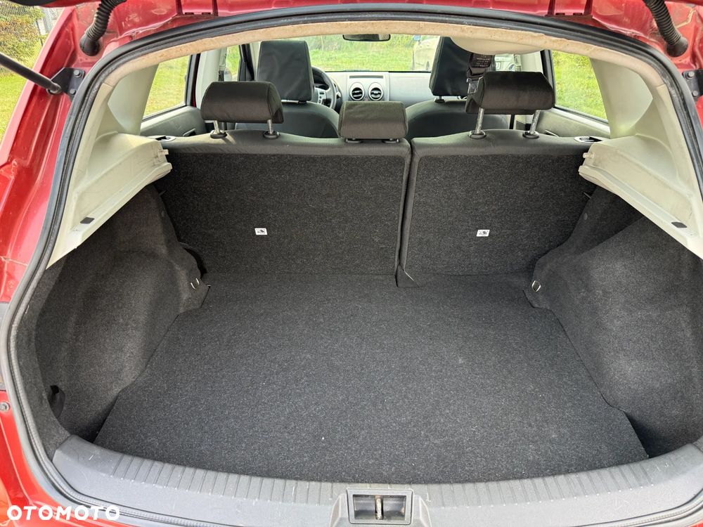Nissan Qashqai - 10