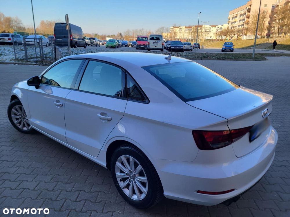 Audi A3 Limousine 2.0 TDI S tronic Ambiente - 21