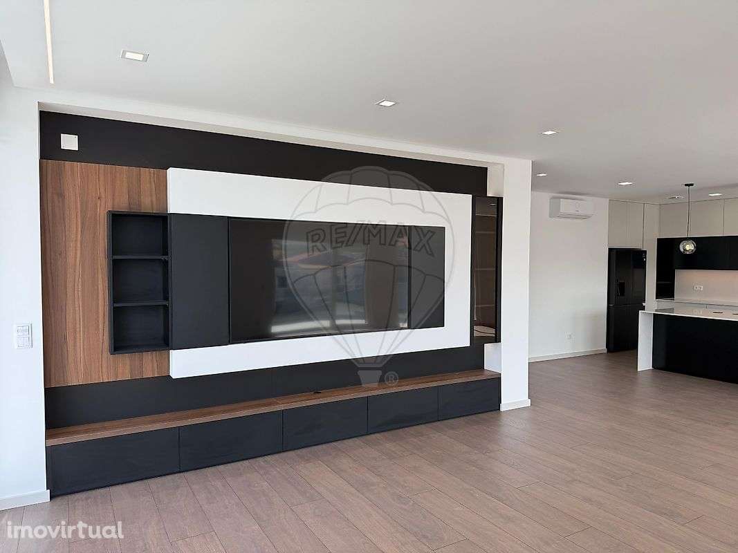 Apartamento T4 para venda - Grande imagem: 2/29