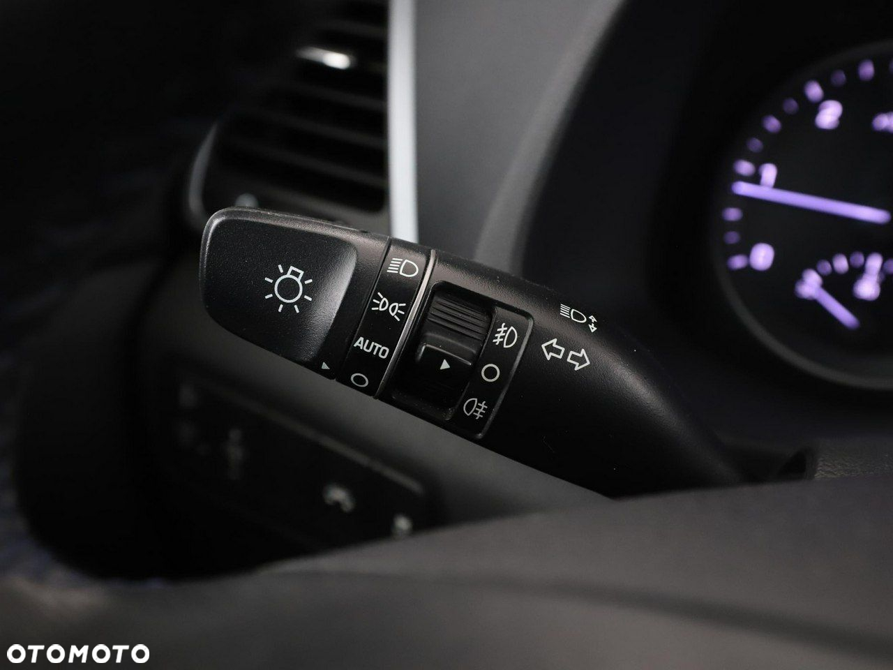 Hyundai Tucson 1.7 CRDI BlueDrive Style 2WD - 30