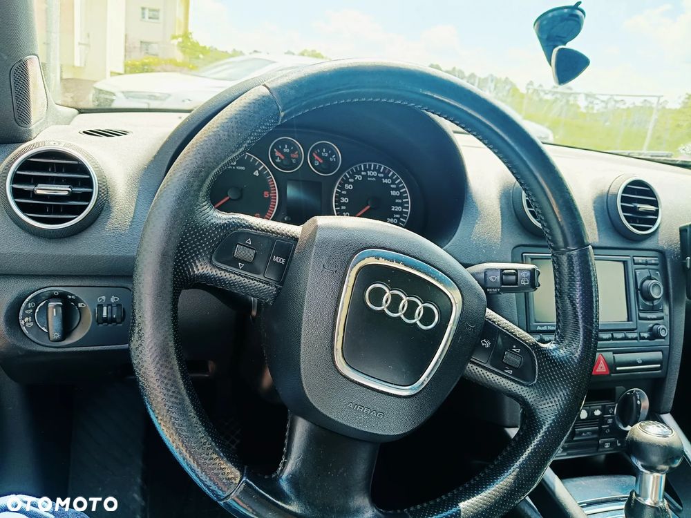 Audi A3 3-drzwiowe 2.0 TDI DPF Ambiente - 16