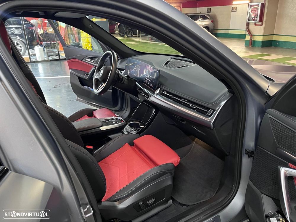 BMW iX1 xDrive30 Pack Desportivo M - 7