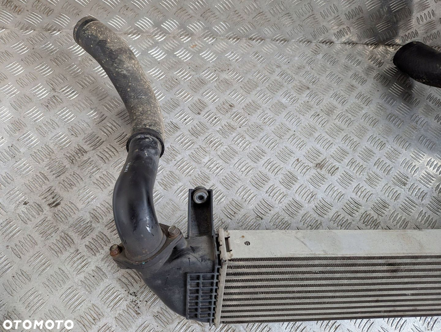 Mitsubishi L200 V Triton 19-23 2.2 DI-D Chłodnica powietrza intercooler - 2