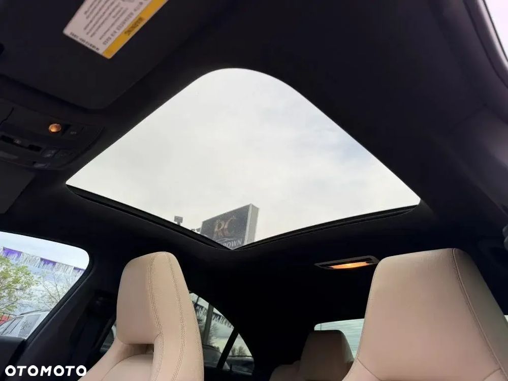 Mercedes-Benz CLA 250 4Matic 7G-DCT AMG Line - 8