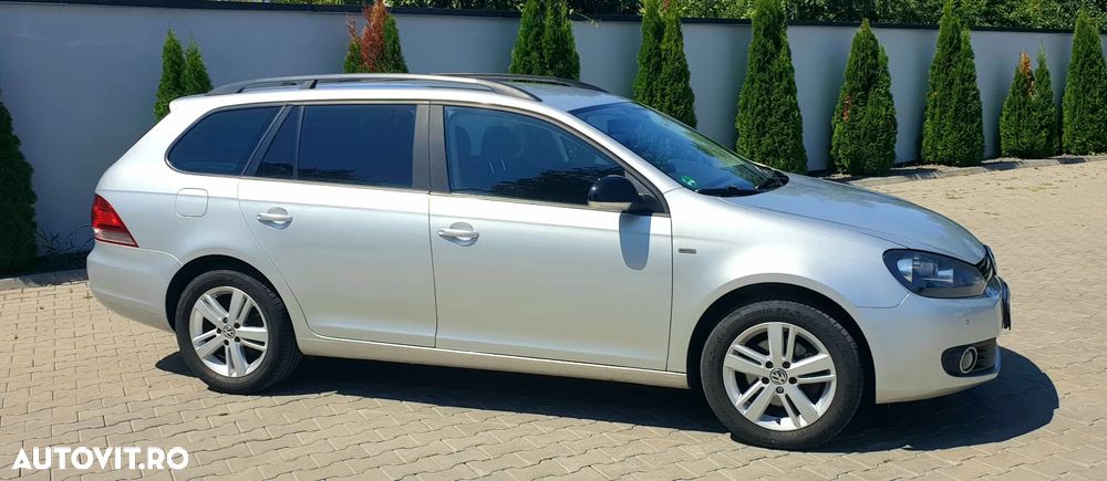 Volkswagen Golf 1.6 TDI DPF MATCH - 10