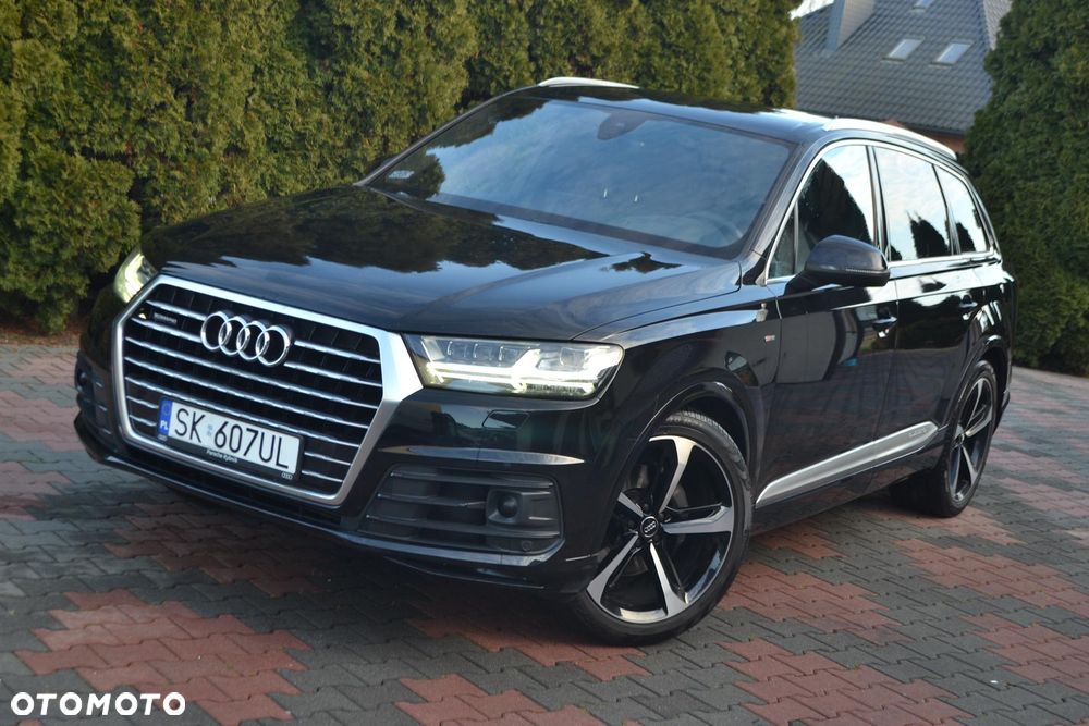 Audi Q7 - 1