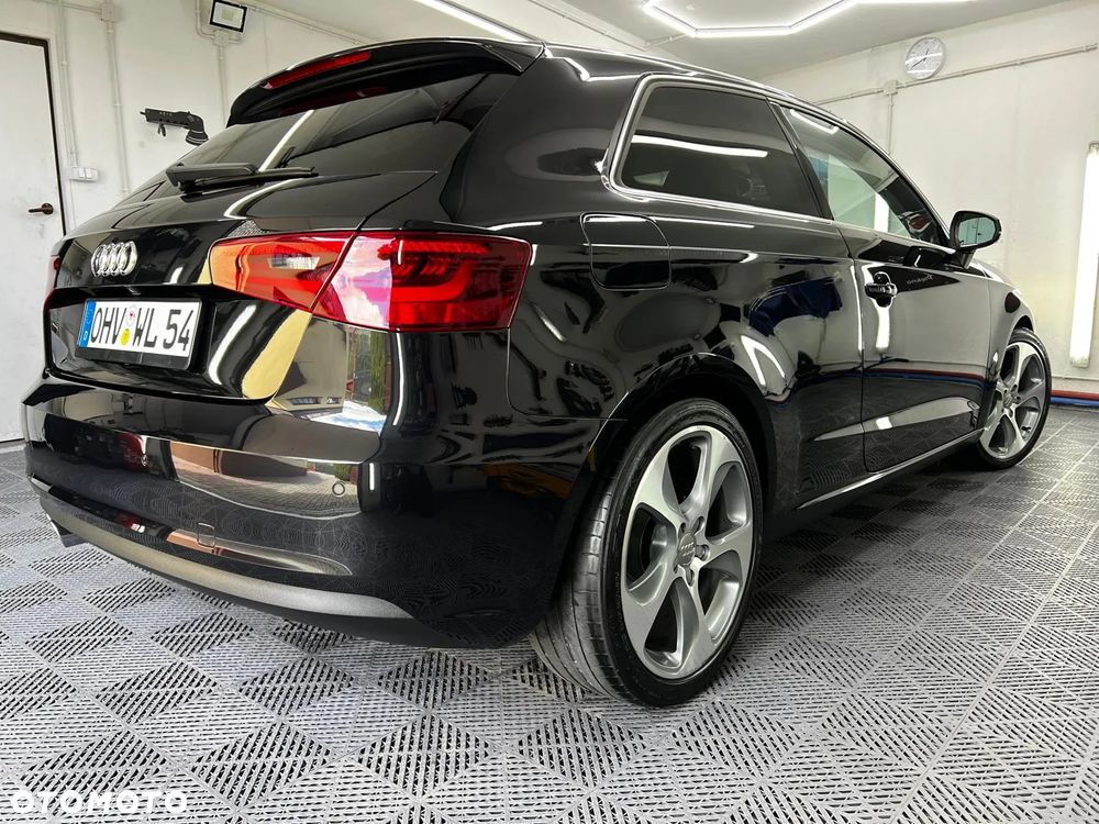 Audi A3 Sportback 2.0 TDI DPF S tronic S line Sportpaket (plus) - 7