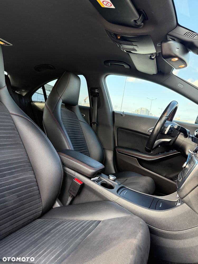 Mercedes-Benz CLA - 21