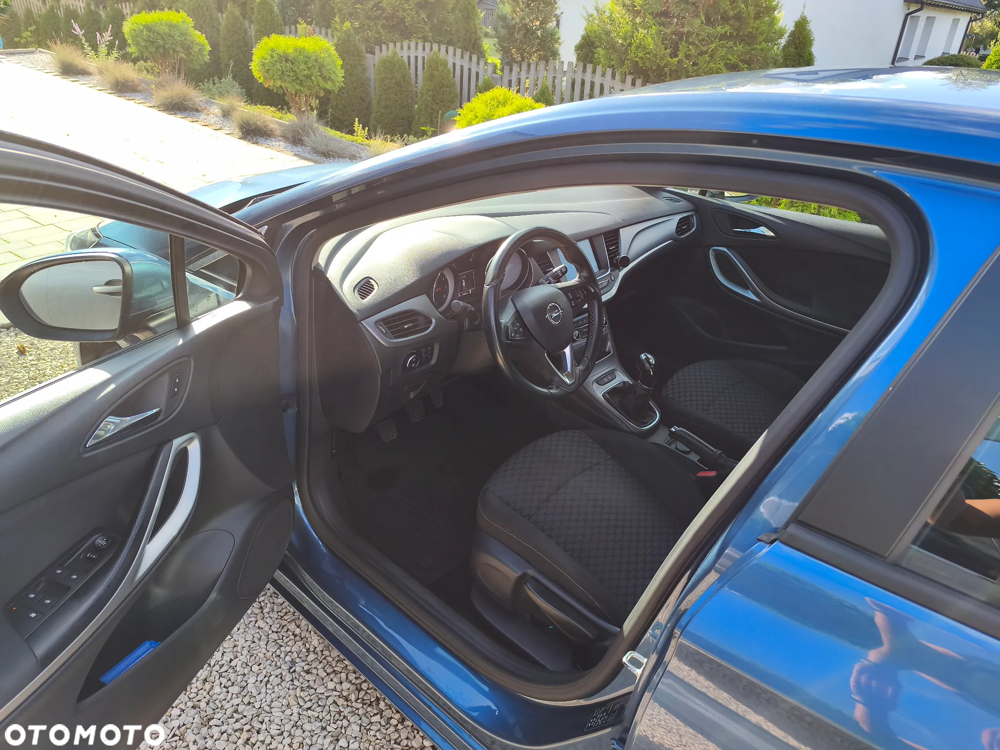 Opel Astra V 1.4 T Elite - 11