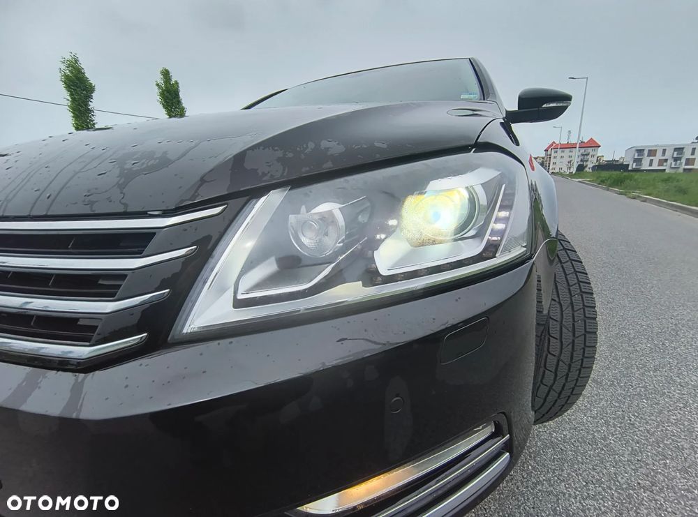 Volkswagen Passat 1.4 TSI Highline - 12