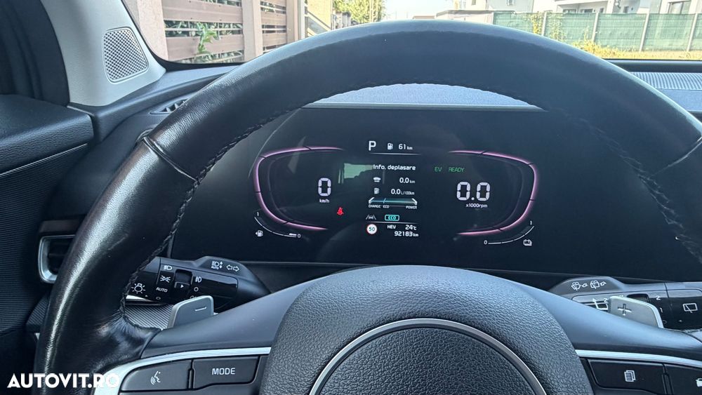 Kia Sportage 1.6 T-GDI PHEV 6AT 4x4 Business Line - 38