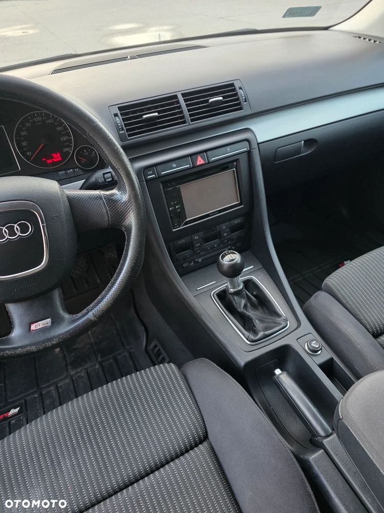Audi A4 Avant 1.8T - 7
