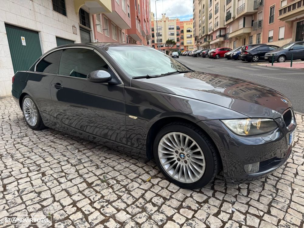 BMW 320 i Cabrio - 13