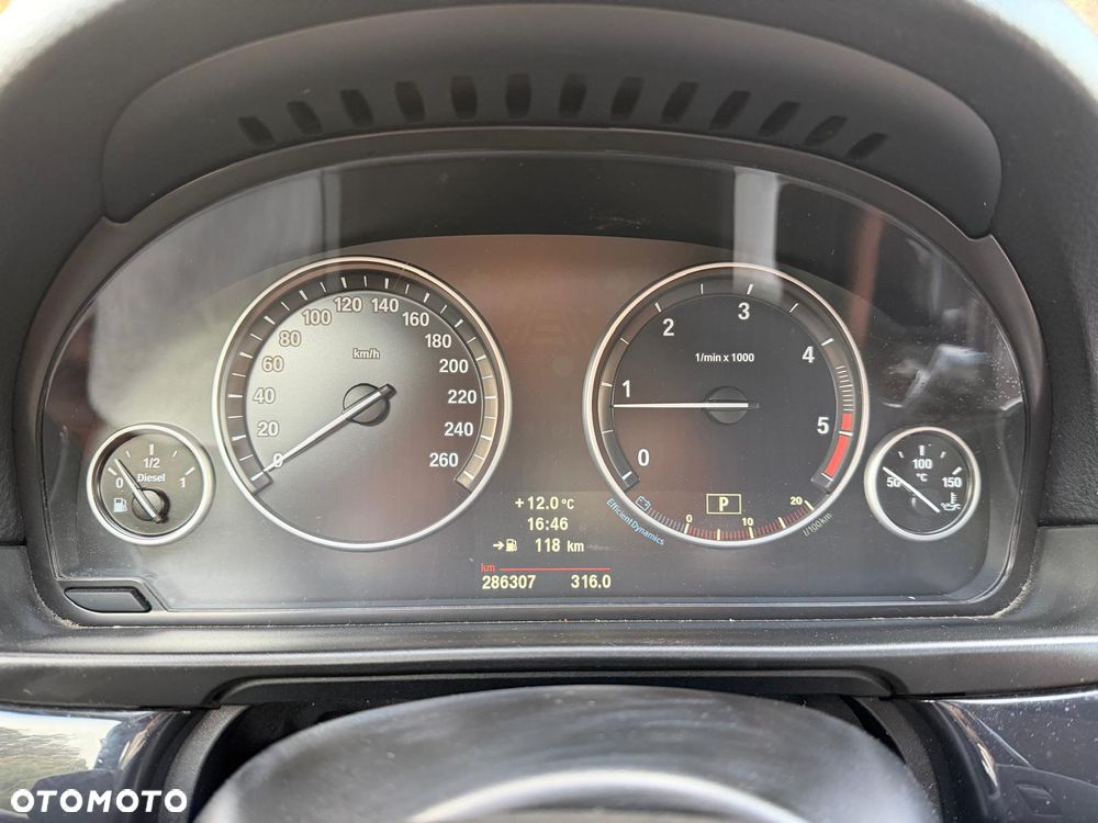 BMW Seria 5 - 16