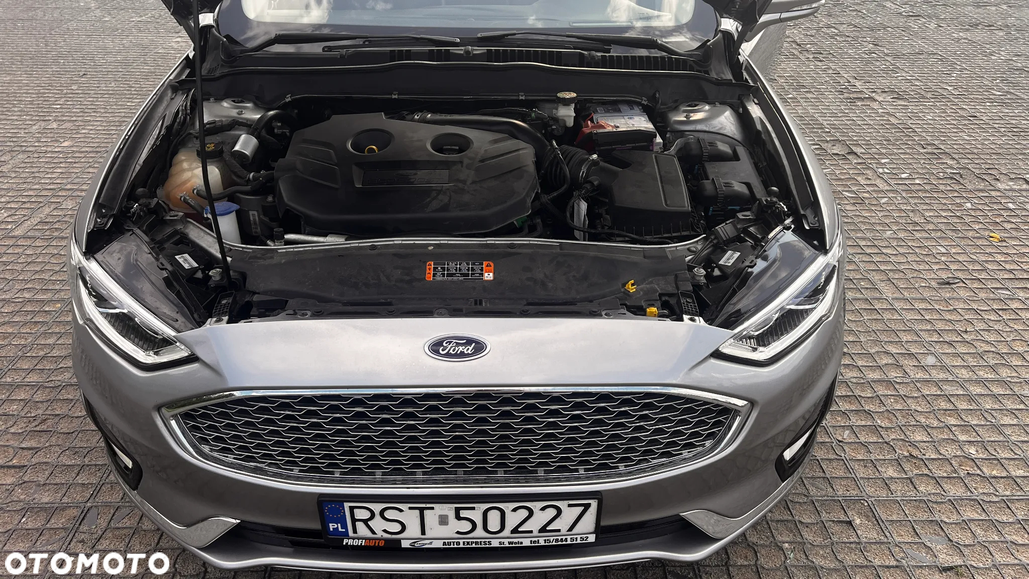 Ford Fusion 2.0 EcoBoost Titanium - 20