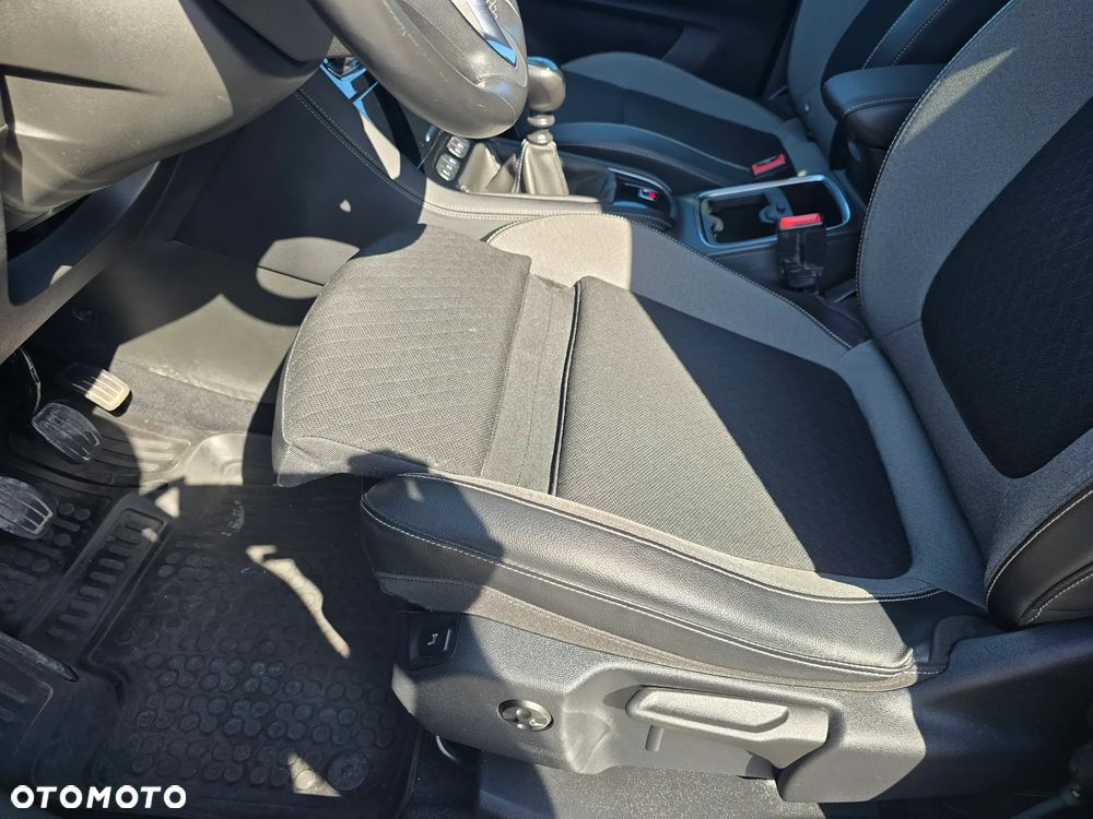 Opel Grandland X 1.2 T Innovation S&S - 34
